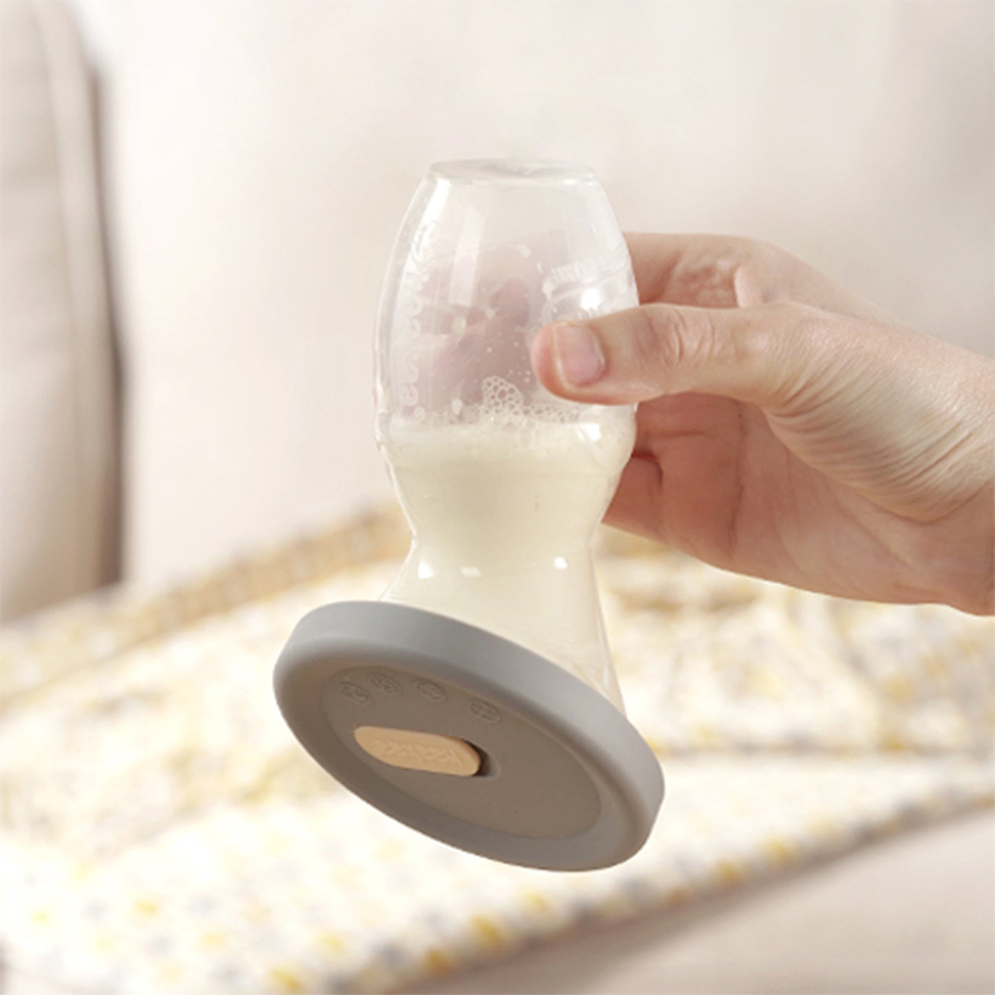 Gen. 1 Silicone Breast Pump & Cap Set