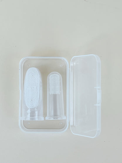 Silicone Finger Toothbrush set 2pcs (S&L) | Haakaa.